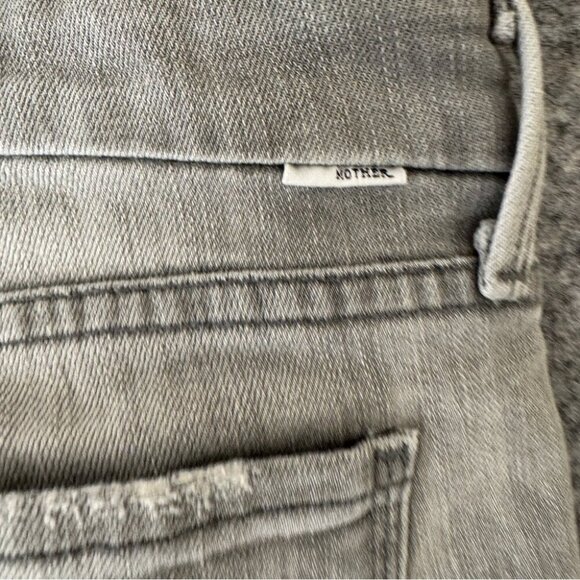Mother “The Looker” Skinny Jeans Holy Smokes Grey Distressed Size 26 - Picture 15 of 16